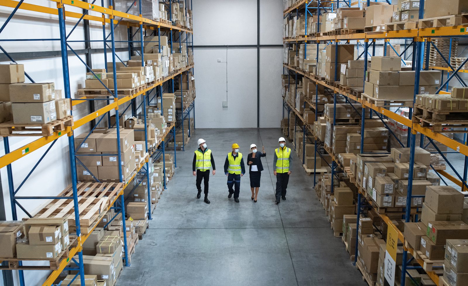 Simple Global Shipping operations team coordinating logistics