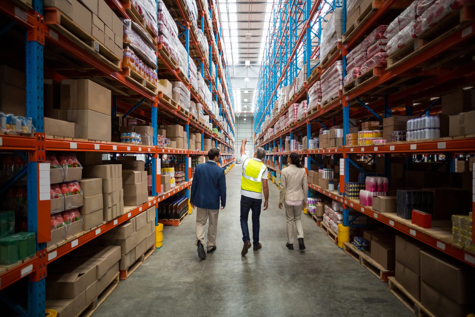 Simple Global Shipping team at work